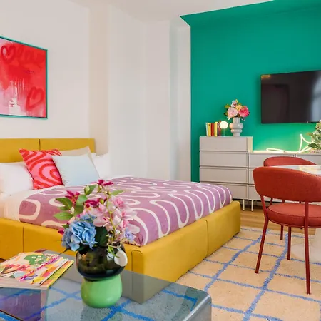 Grosszuegiges Design I 2 Schlafzimmer I Ruhig In Dritter Etage I Neustadt
