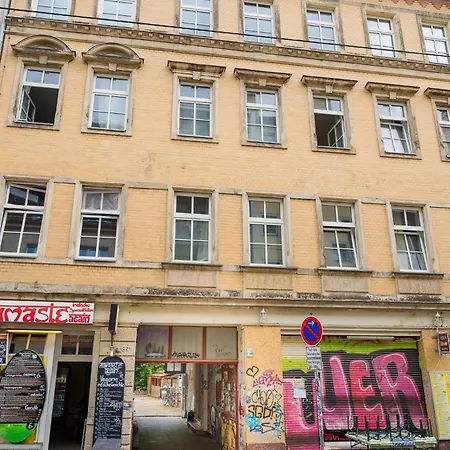 Appartement Grosszuegiges Design I 2 Schlafzimmer I Ruhig In Dritter Etage I Neustadt *