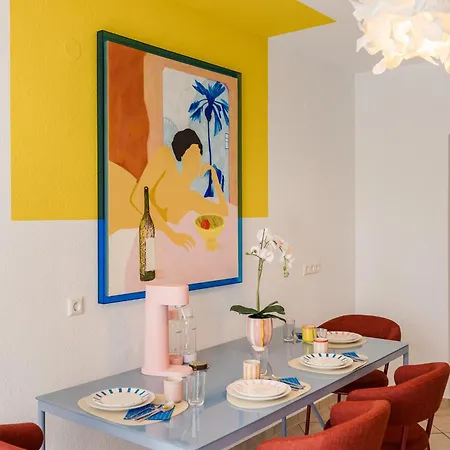 Appartement Grosszuegiges Design I 2 Schlafzimmer I Ruhig In Dritter Etage I Neustadt *