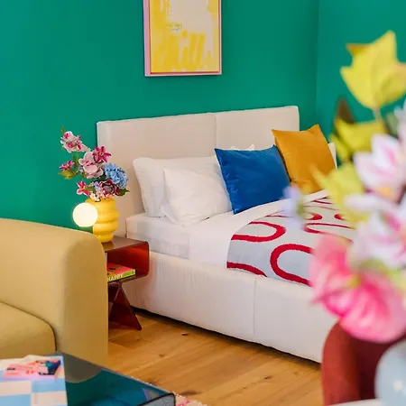 Grosszuegiges Design I 2 Schlafzimmer I Ruhig In Dritter Etage I Neustadt Appartement Dresden